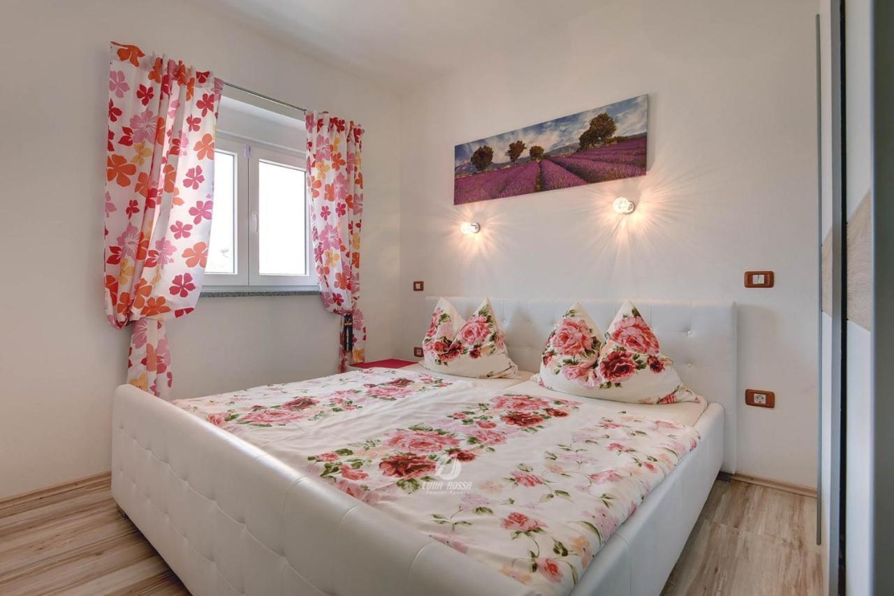 Villa Brcina Pula Bagian luar foto