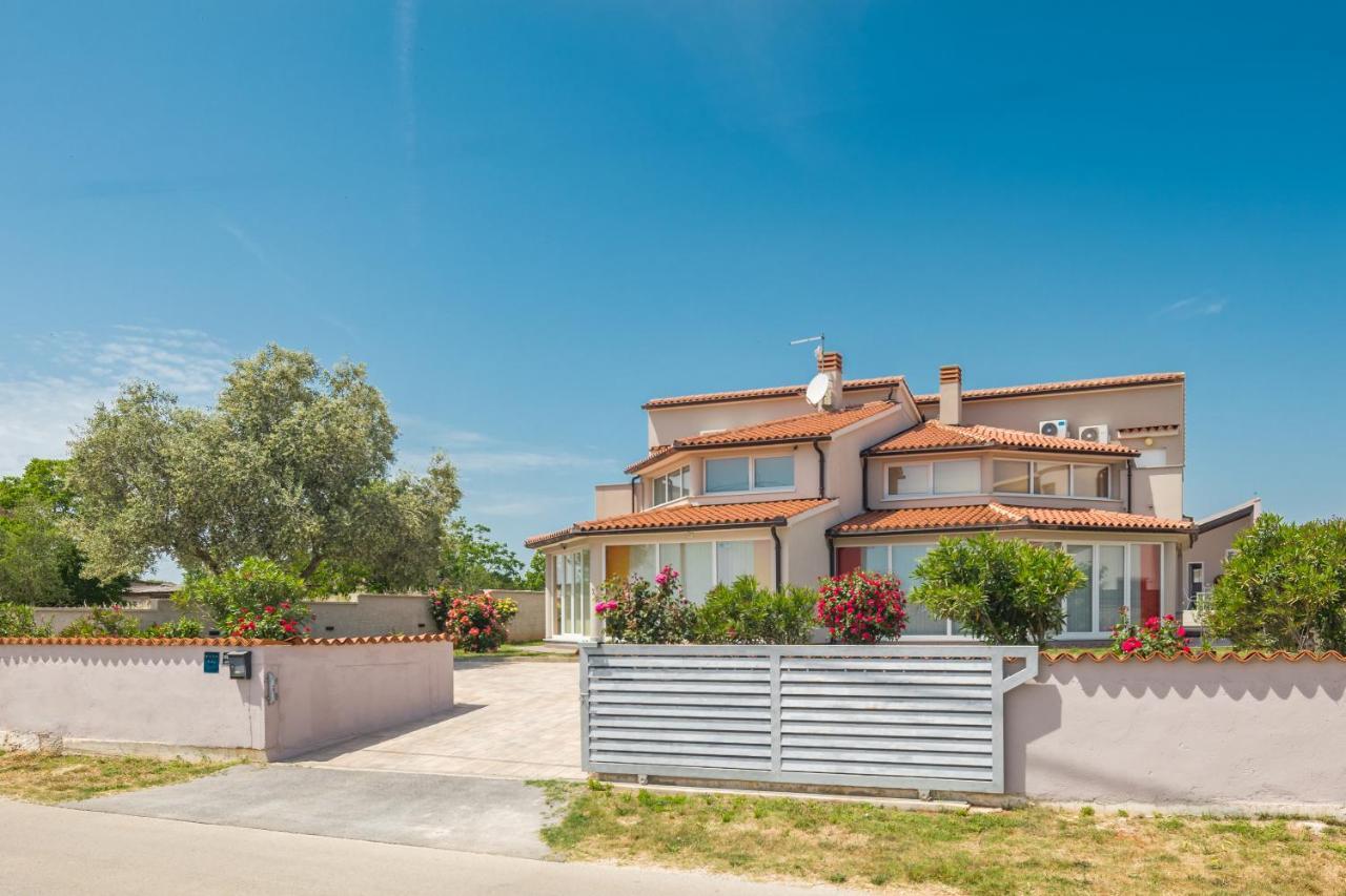 Villa Brcina Pula Bagian luar foto