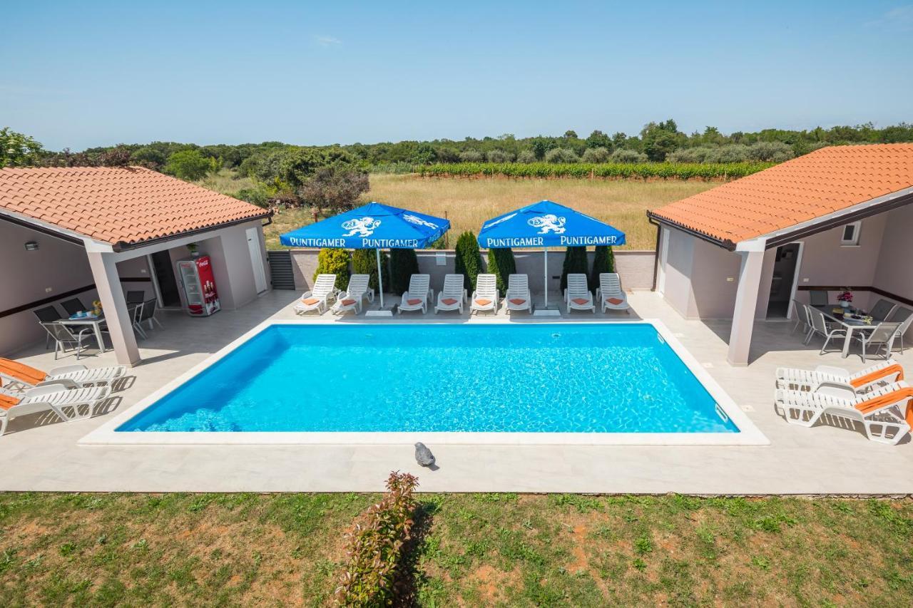 Villa Brcina Pula Bagian luar foto