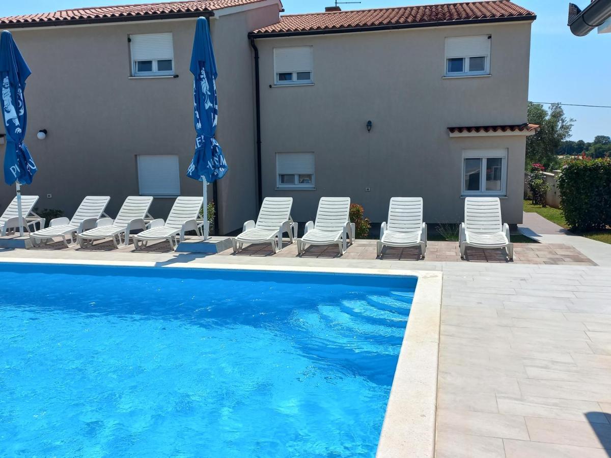 Villa Brcina Pula Bagian luar foto